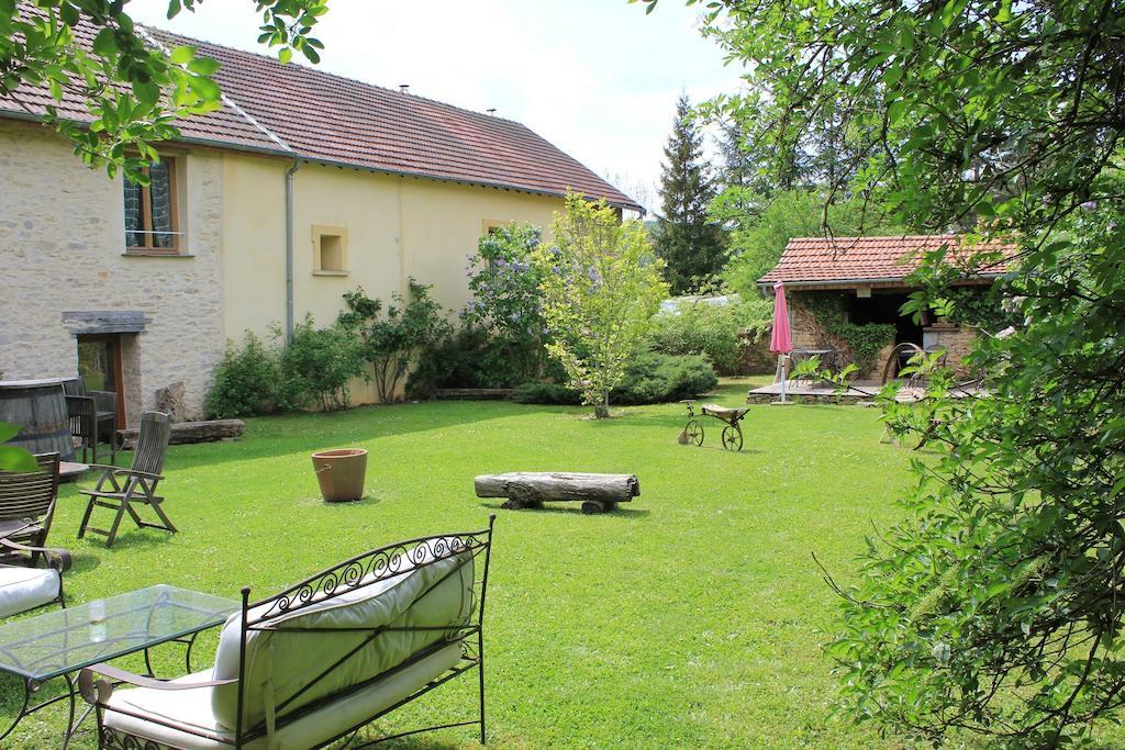 La Bicyclette Fleurie Bed and Breakfast Villemoirieu Exteriör bild